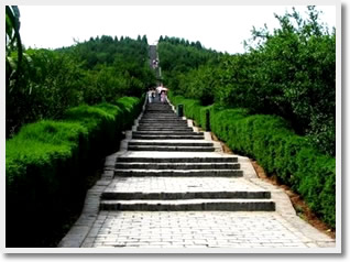 Qin Shi Huang's tomb